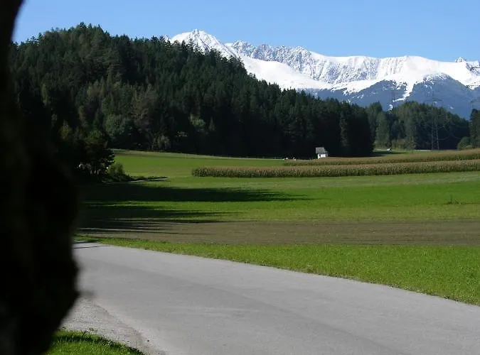 آرت آند سبورت