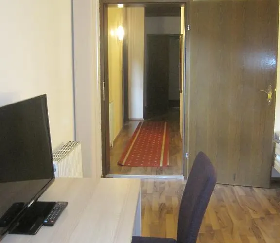 آرت آند سبورت فندق